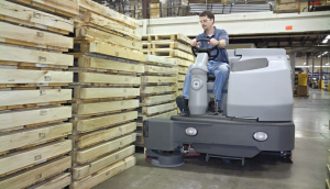 Advance SC8000 Ride-On Floor Scrubber