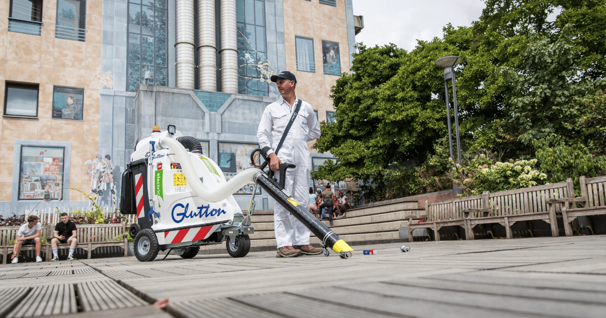 Glutton Litter Vac Sidewalk